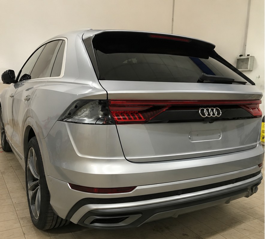 Audi Q8 — Wrap rosso opaco: prima